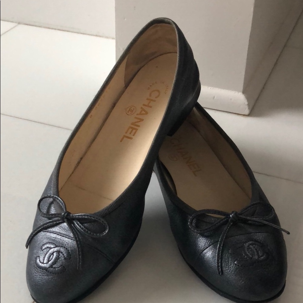 Authentic Chanel ballerina flats